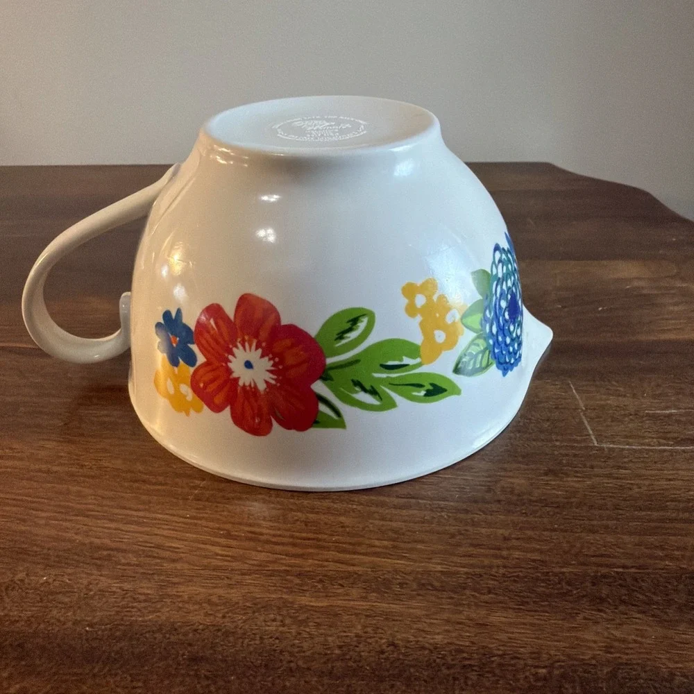 The Pioneer Woman Melamine Floral 2 Cup Measuring Cup W Spout Plastic Gravy Boat